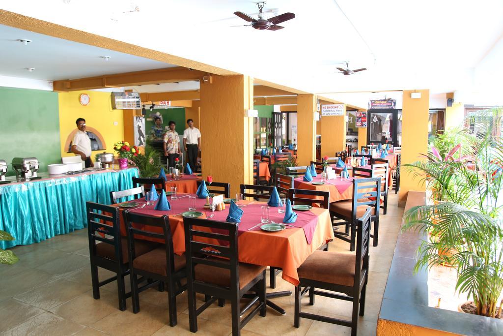 Alor Holiday Resort Calangute Exterior photo