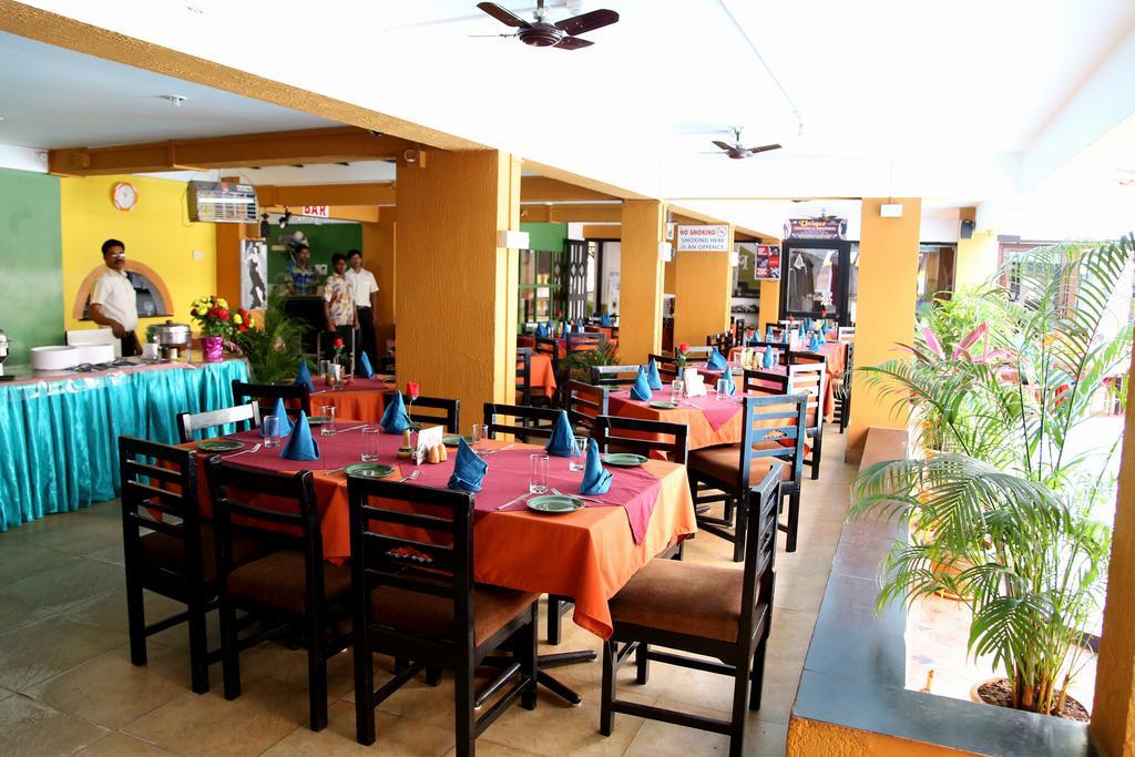 Alor Holiday Resort Calangute Exterior photo