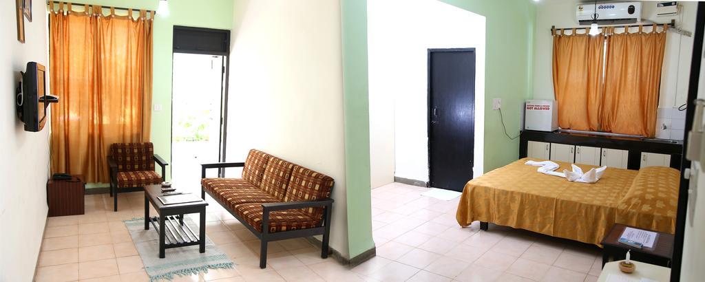 Alor Holiday Resort Calangute Exterior photo