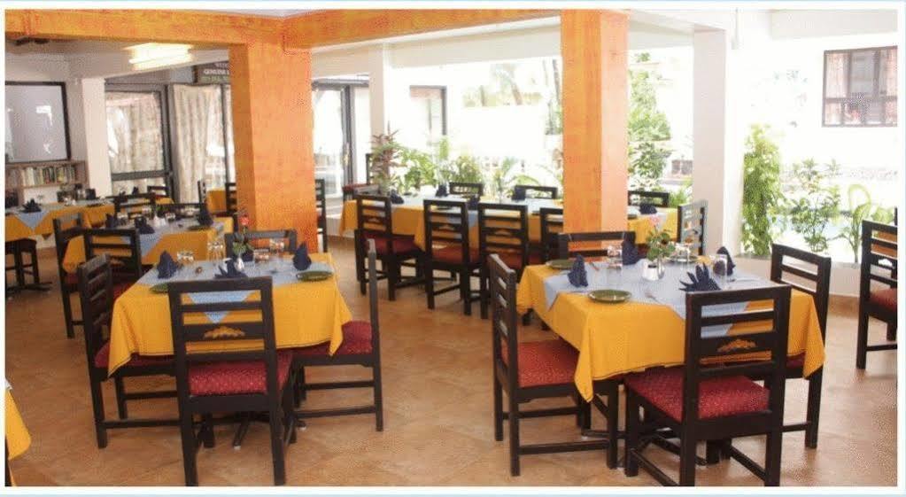 Alor Holiday Resort Calangute Exterior photo